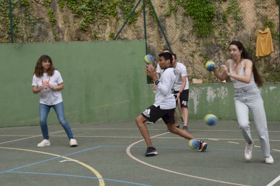 Balle aux prisonniers - LOISIR 